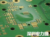 散熱差可能導致PCB阻焊層的剝離。