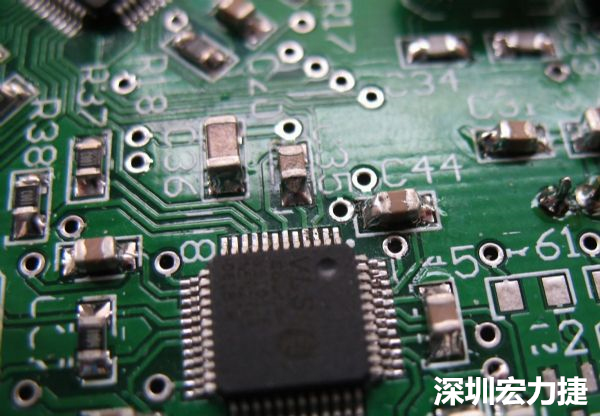 音訊電路訊號品質，是影響操作體驗的關鍵，電路布局要特別注意。