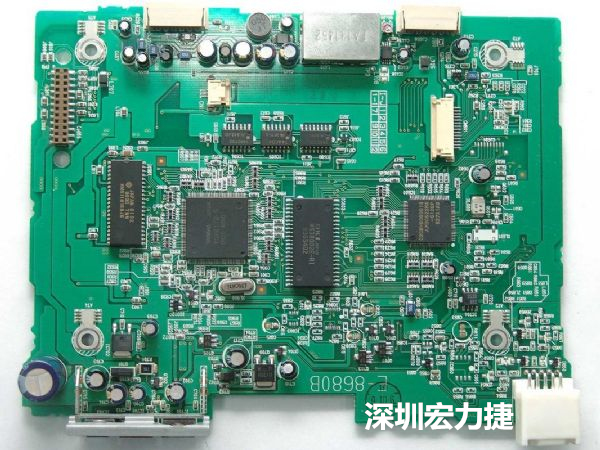 大面積PCB若電子元器件數(shù)量多、重量較重，板材強(qiáng)度不夠時(shí)容易產(chǎn)生PCB中央部凹陷問題。